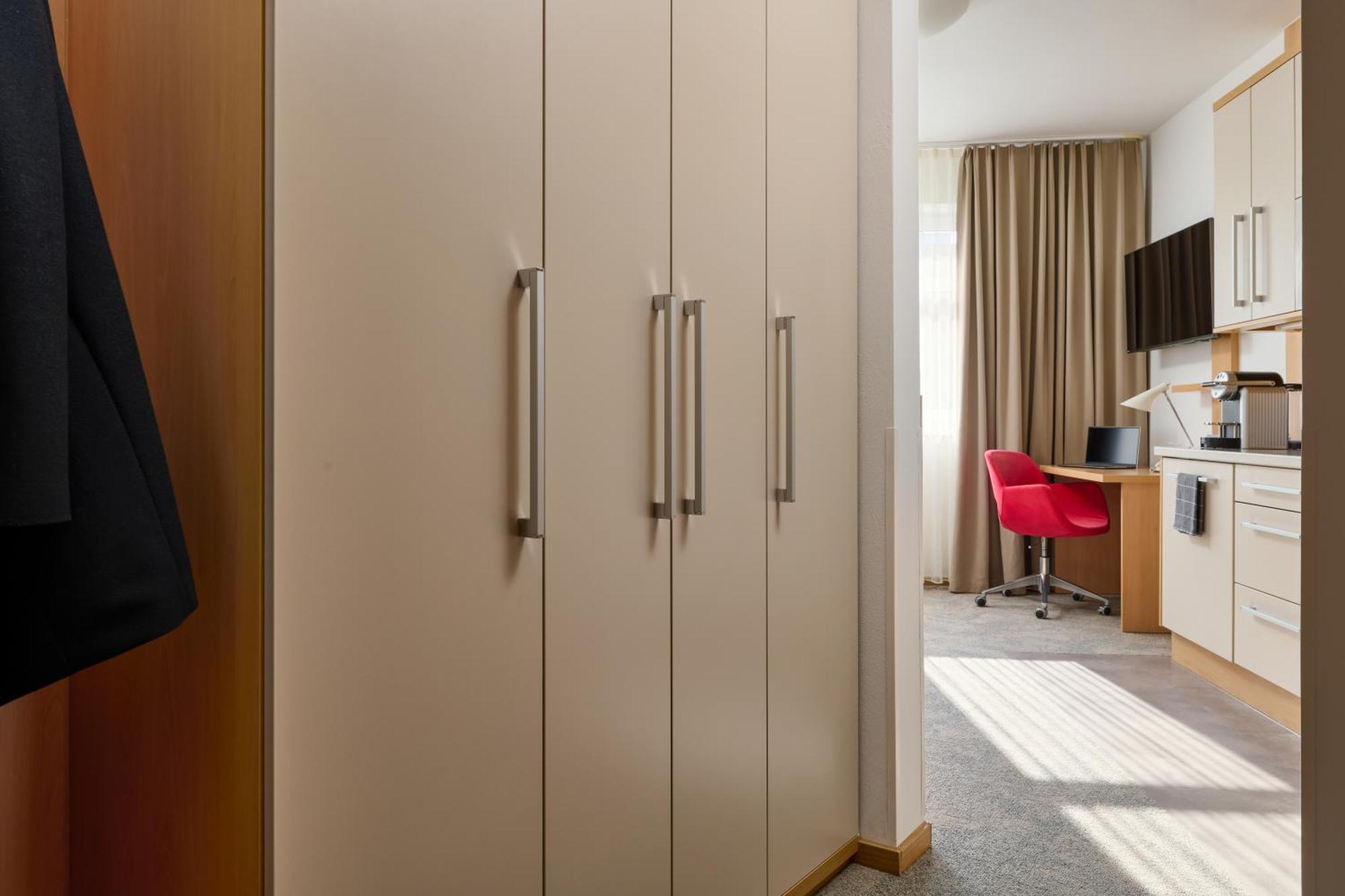 מלאדה בולסלאב Hotel Osvit מראה חיצוני תמונה
